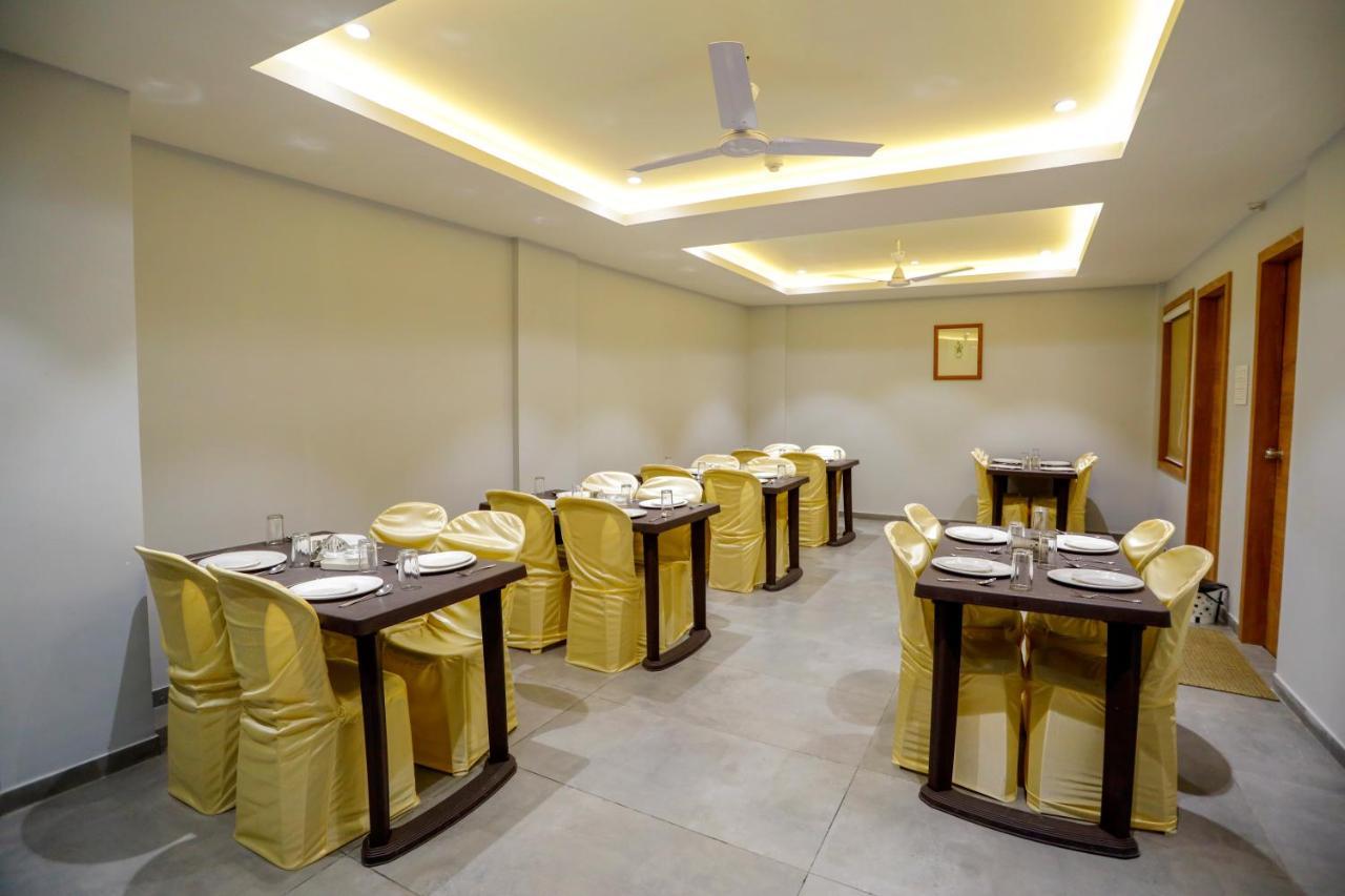 Hotel Om Somnāth Εξωτερικό φωτογραφία