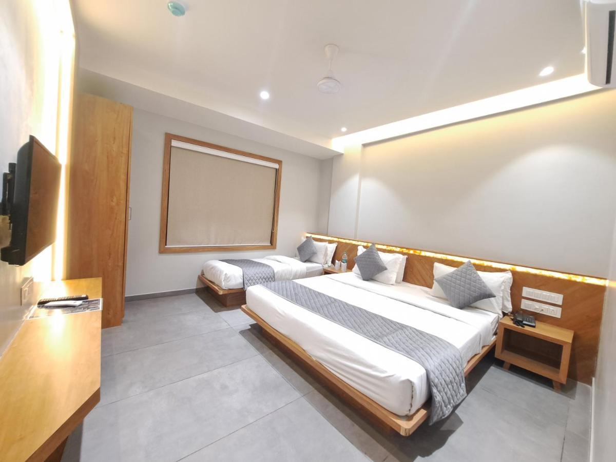 Hotel Om Somnāth Εξωτερικό φωτογραφία